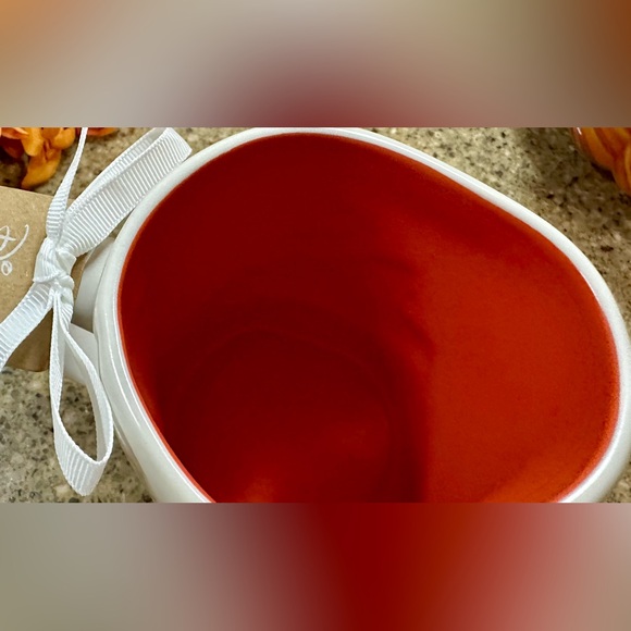 NWT Rae Dunn Disney Tigger White 20 oz Mug - Picture 5 of 6